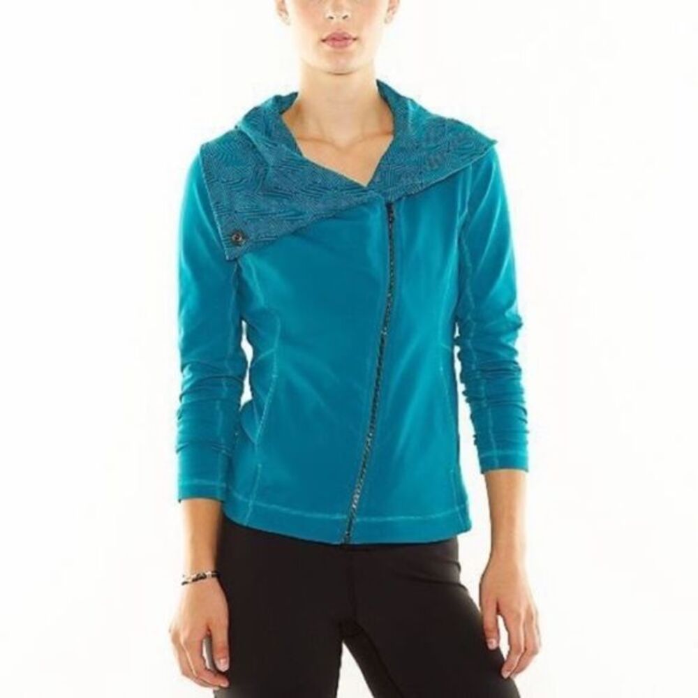 LUCY HATHA Athletic Jacket Asymmetric Front Cowl